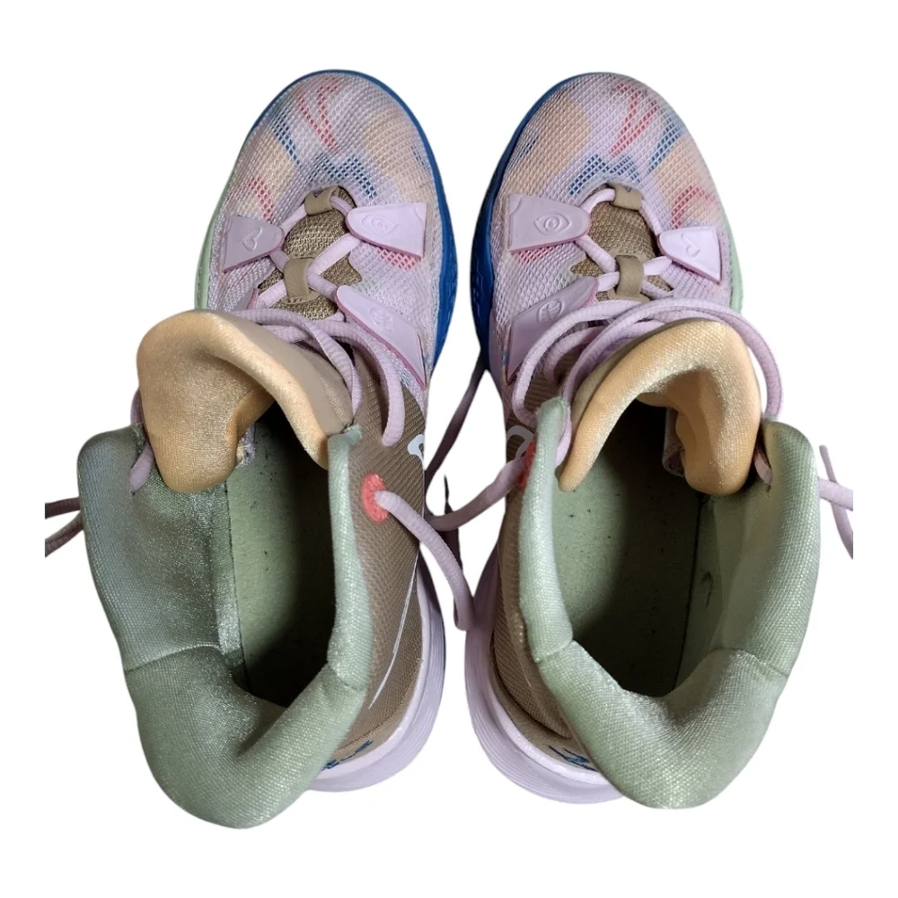 Nike Kyrie 7 1 World 1‎ People Regal Pink Basketball Shoes